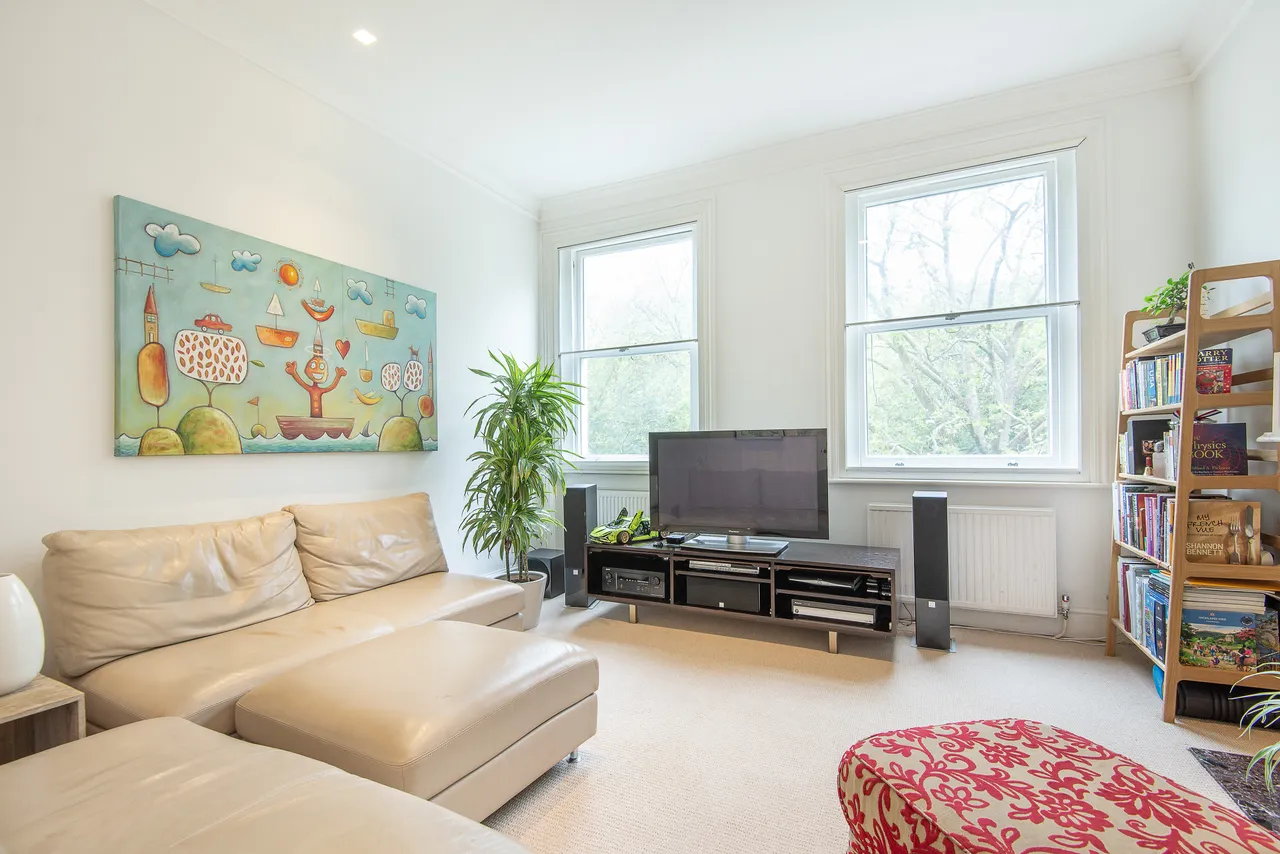 Holland Park Avenue, London, W11, photo 2