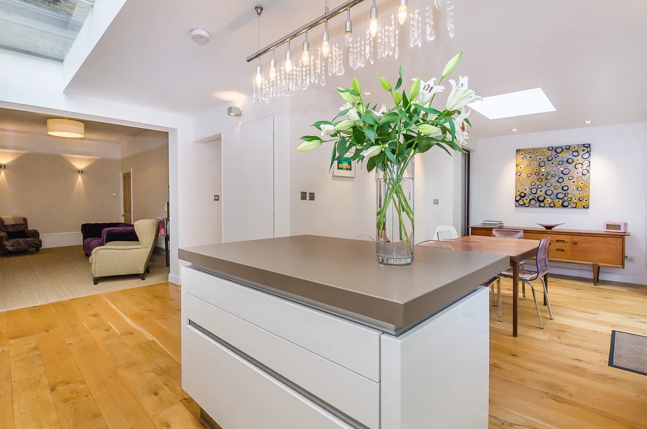 Onslow Road, Richmond, TW10, photo 3