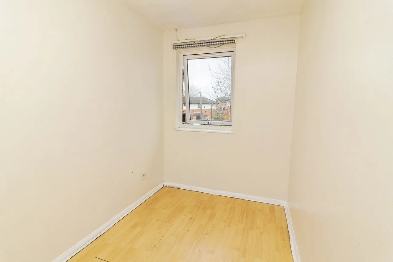 Wimbledon Place, Bradwell Common, Milton Keynes, Buckinghamshire, MK13, photo 16