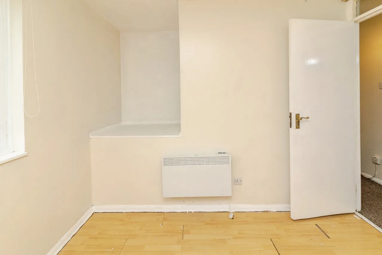 Wimbledon Place, Bradwell Common, Milton Keynes, Buckinghamshire, MK13, photo 15