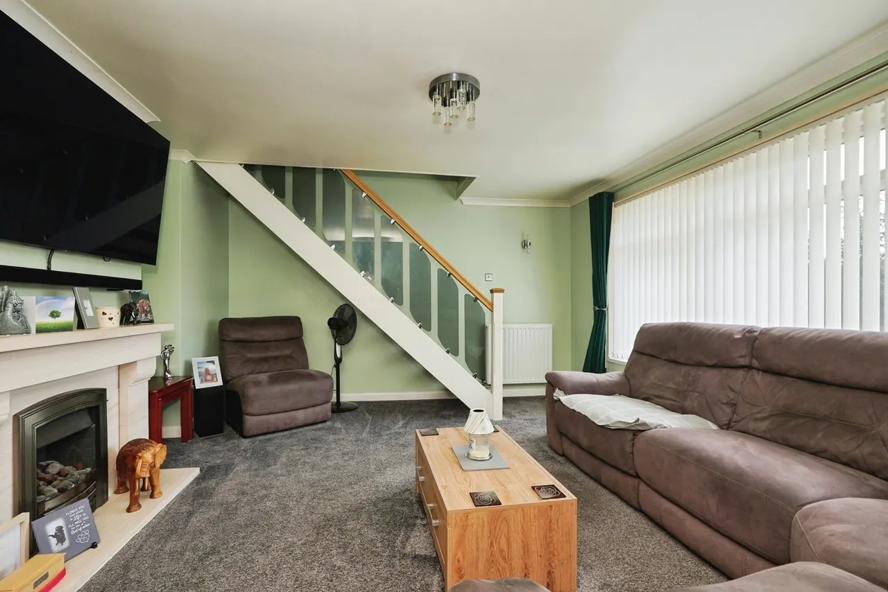 Alison Crescent, Whitfield, Dover, Kent, CT16, photo 2