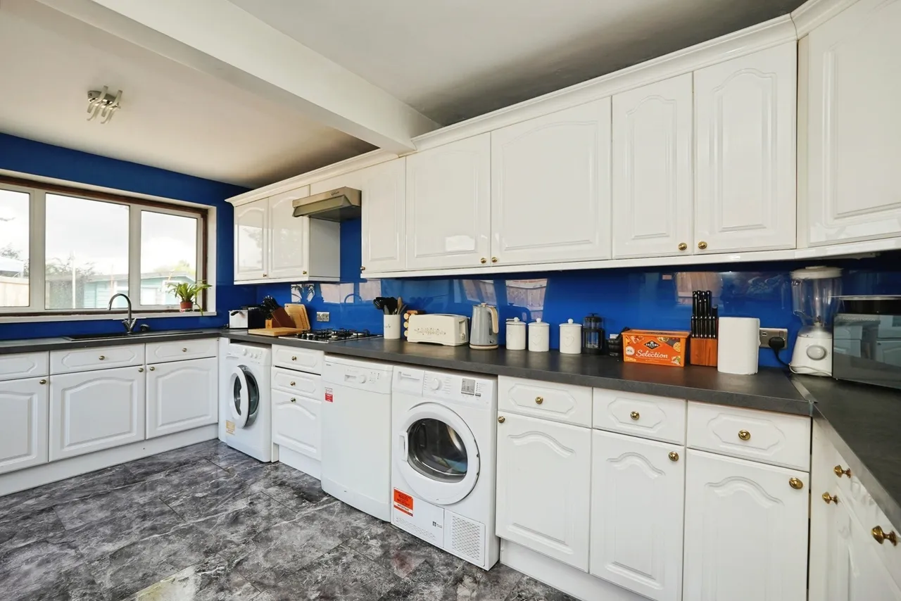 Alison Crescent, Whitfield, Dover, Kent, CT16, photo 5