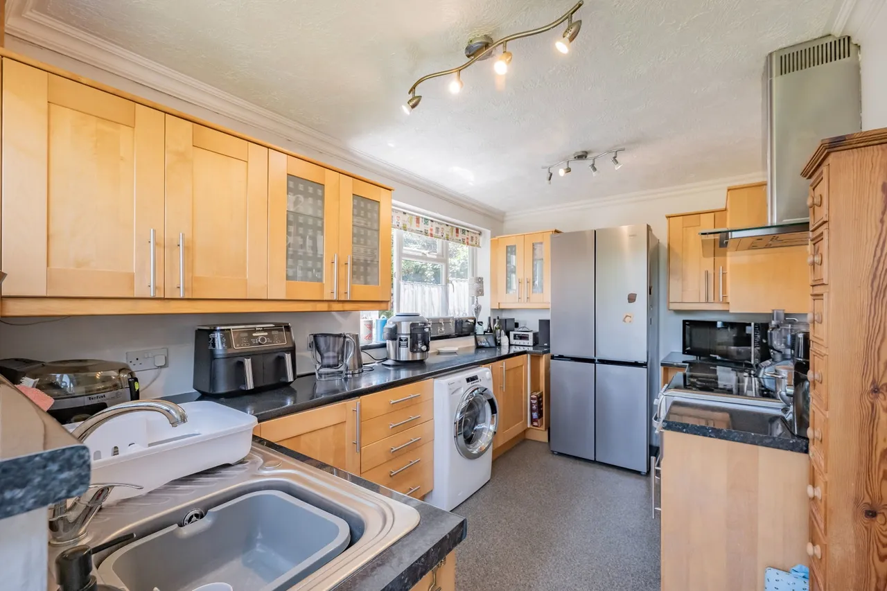 Allington Road, Paddock Wood, TN12, photo 6