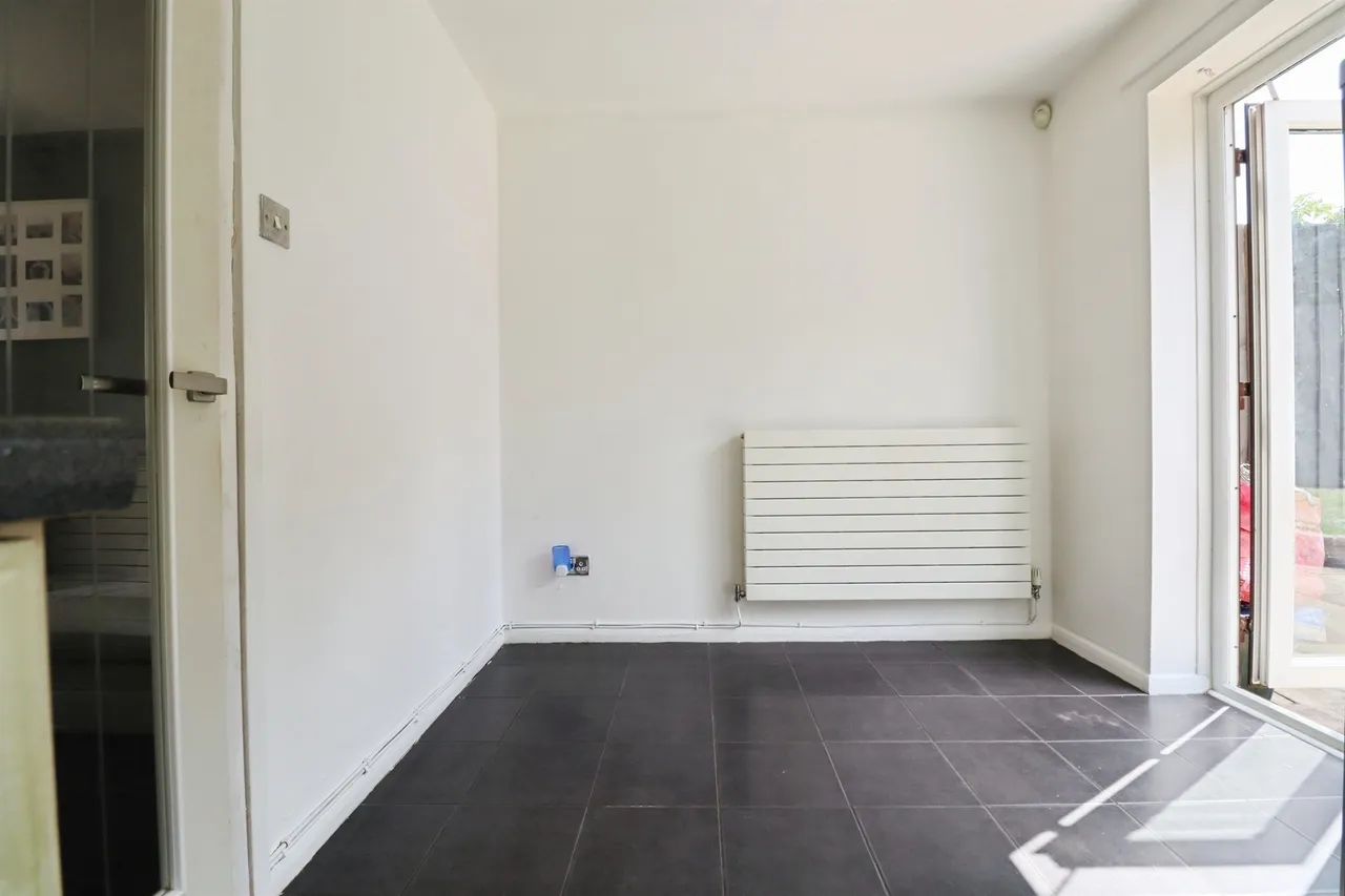 Summerhill Close, Cardiff, CF3, photo 7