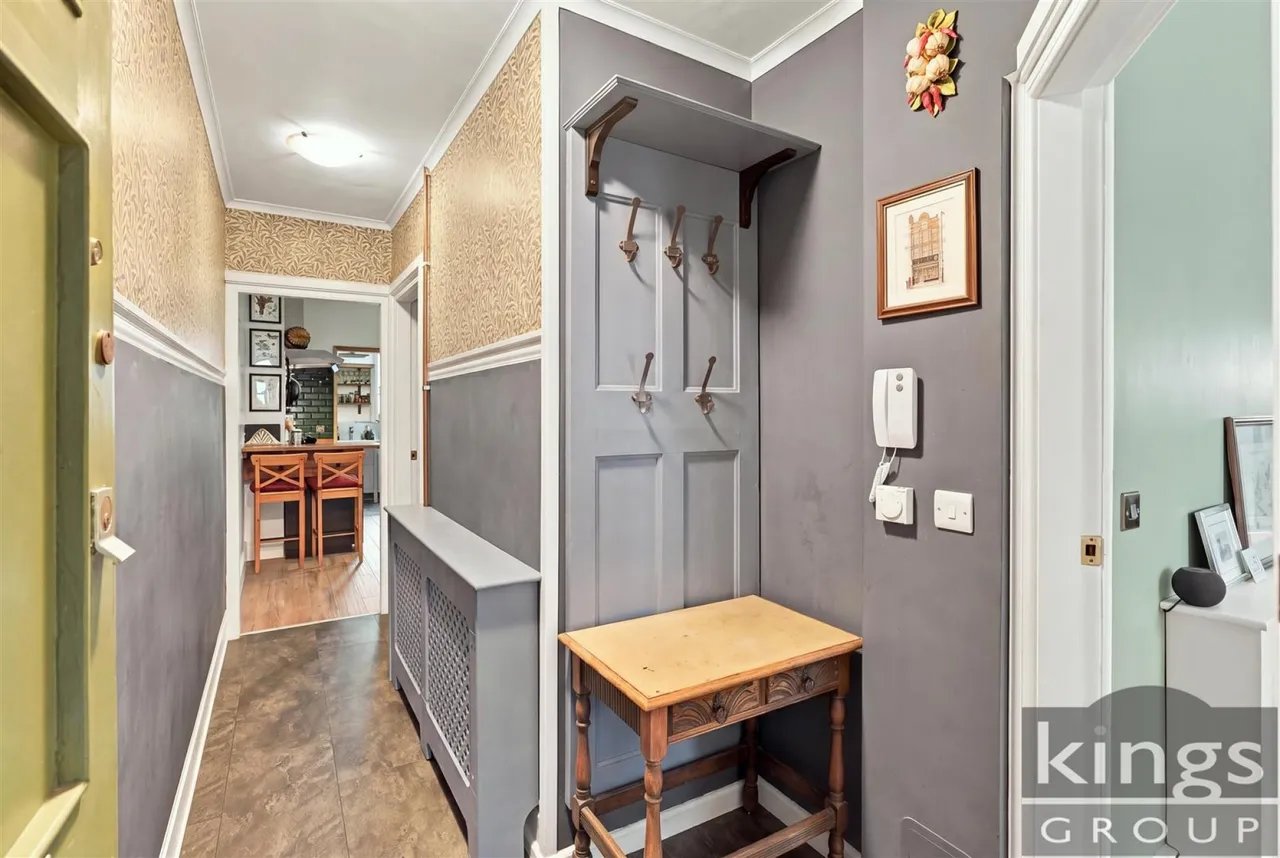 Sketty Road, Enfield, photo 8