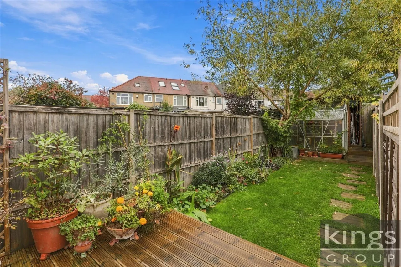 Sketty Road, Enfield, photo 2