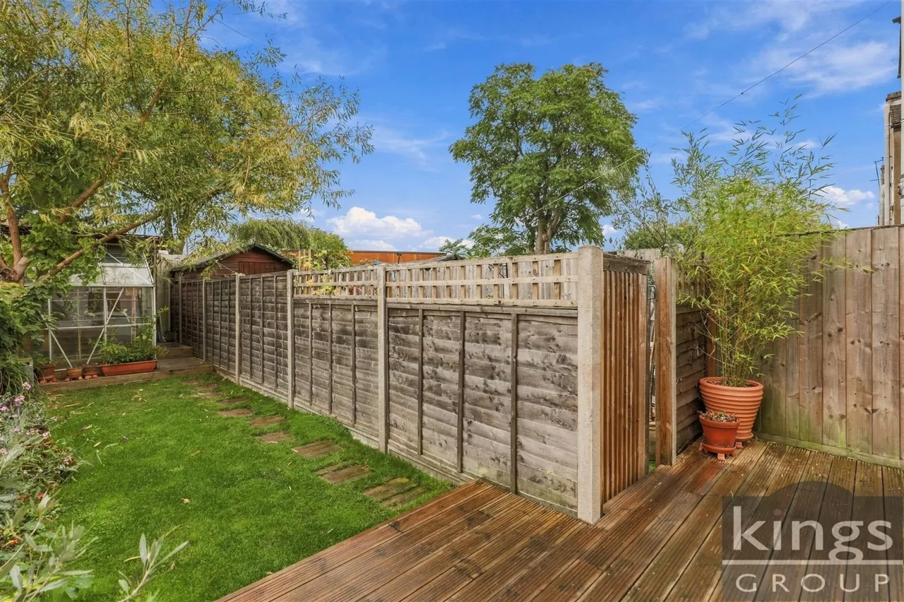 Sketty Road, Enfield, photo 16