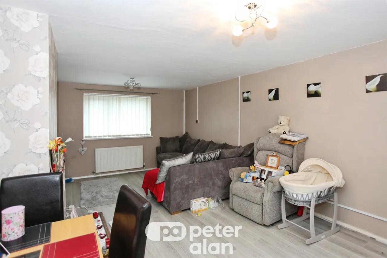 Waun Road, Cwmbran, NP44, photo 2