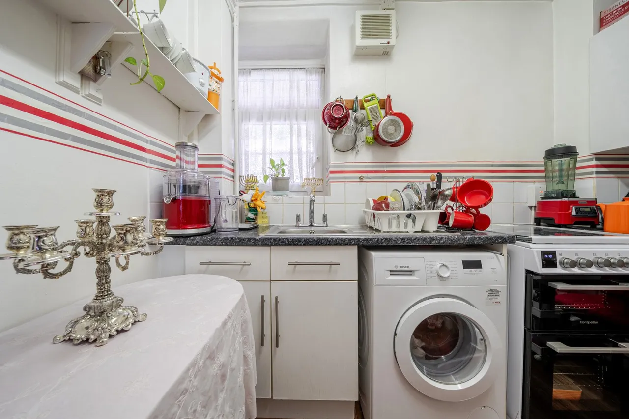 Comber Grove, SE5, photo 14