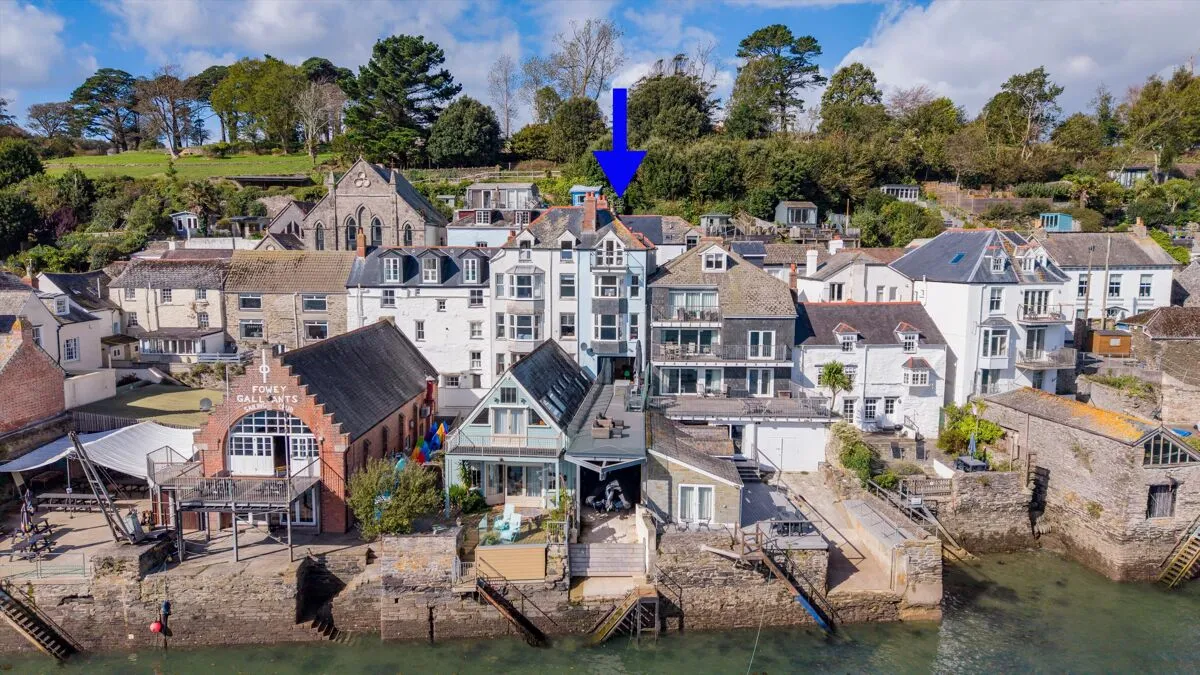 4 bed house for sale, North Street, Fowey, PL23