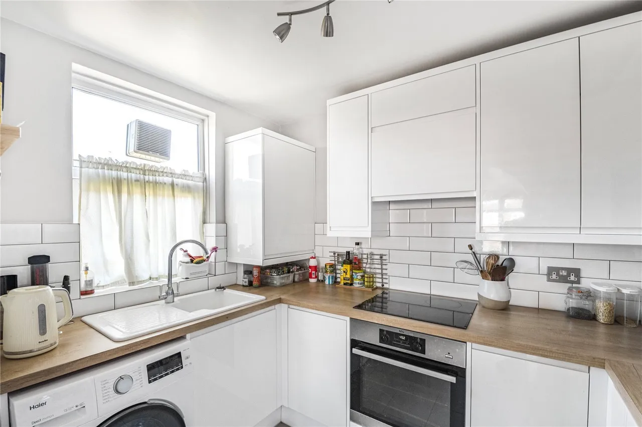 Verran Road, London, SW12, photo 6