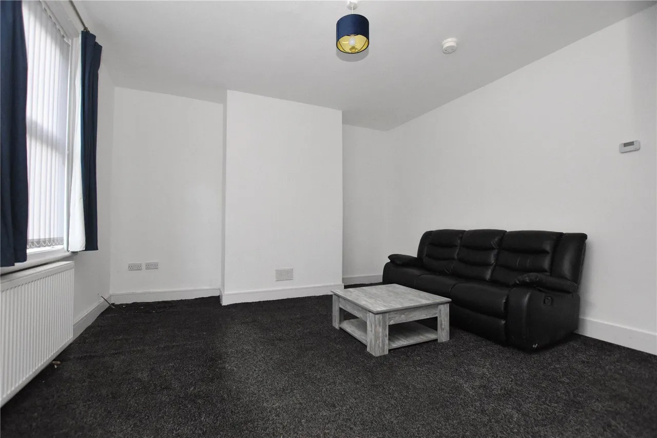 Cobden Place, Leeds, LS12, photo 2