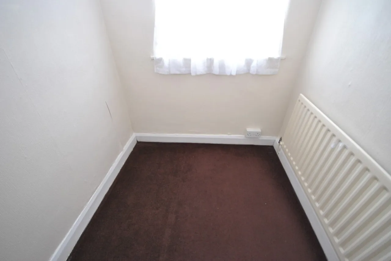 Church Road, Sheldon, B26, photo 7