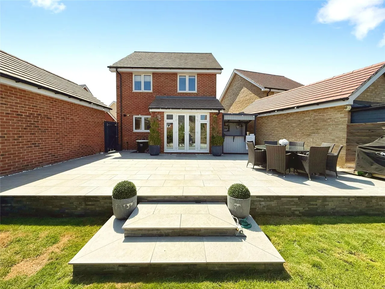 Urnfield, Yateley, Hampshire, GU46 7AX, photo 18