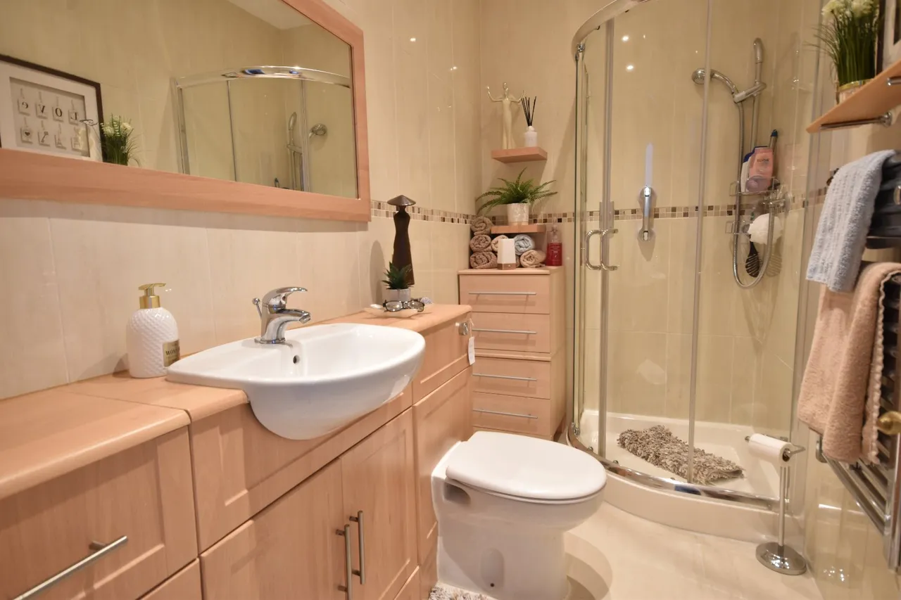 Albury Road, Merstham, RH1, photo 9