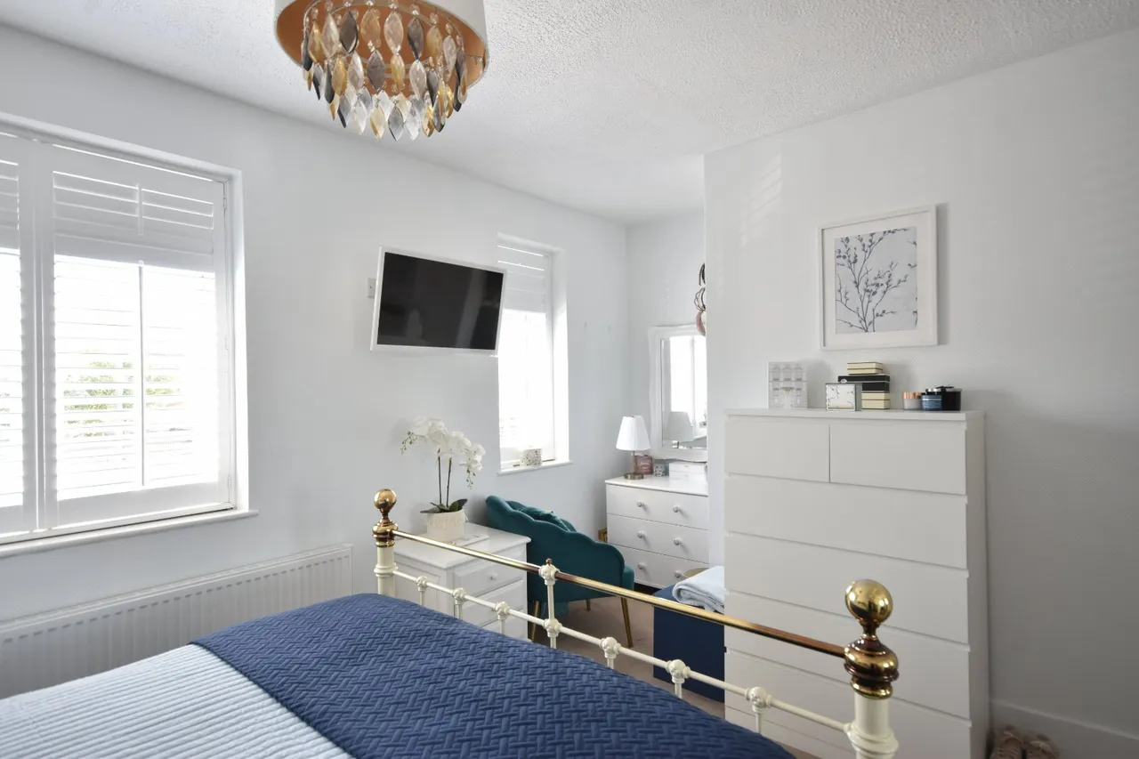 Albury Road, Merstham, RH1, photo 6