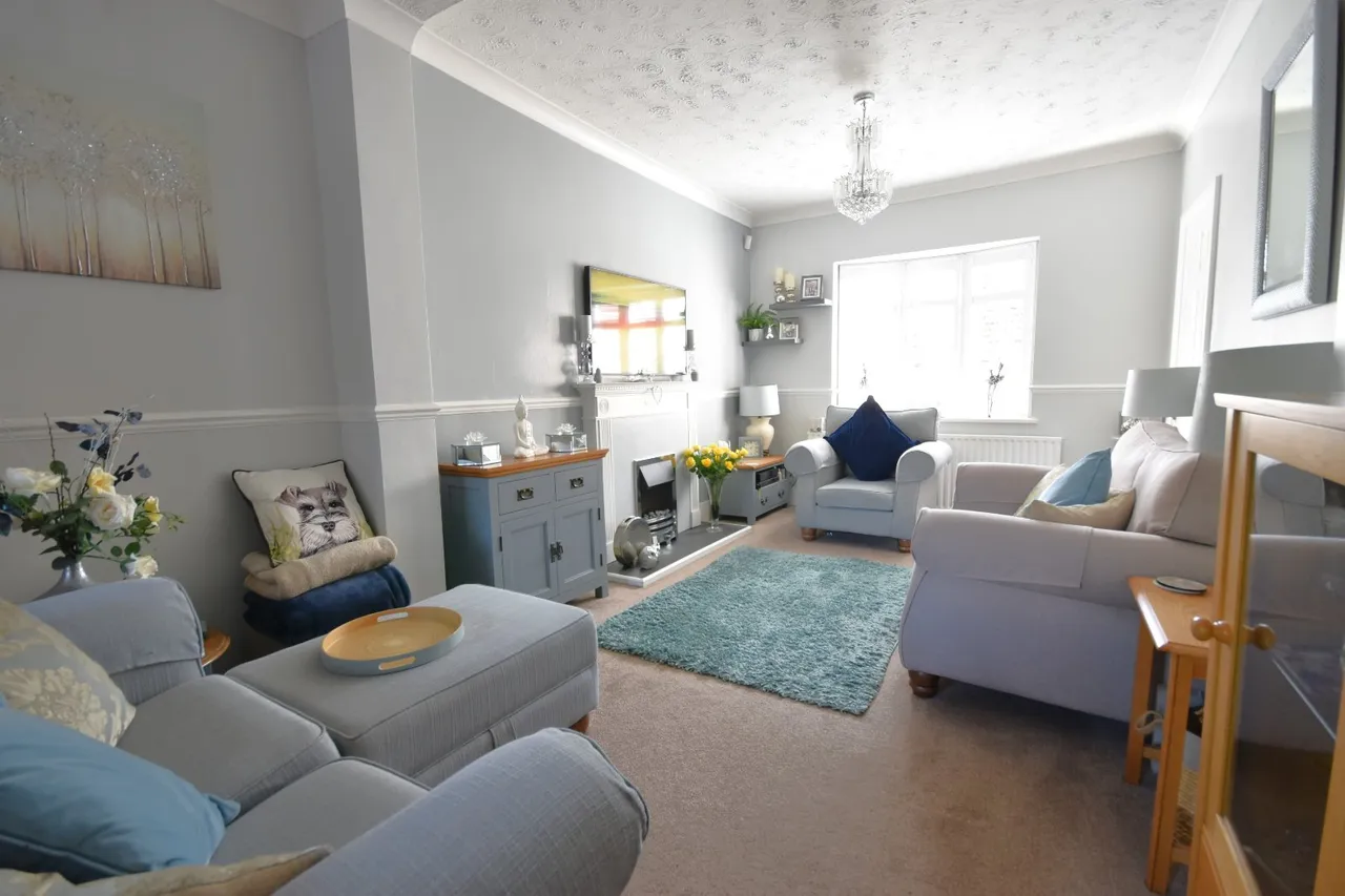 Albury Road, Merstham, RH1, photo 10