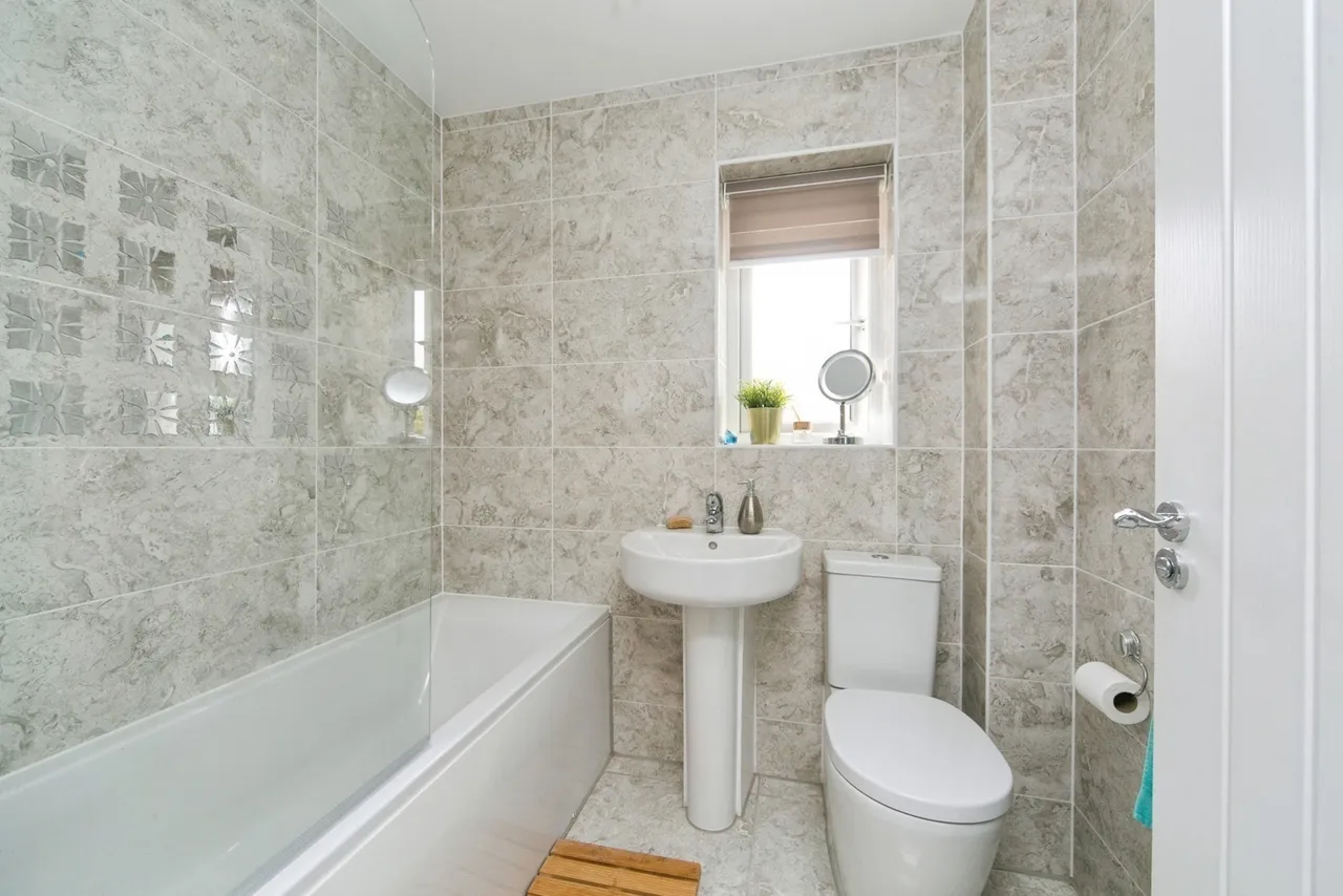 Bryn Y Mor, Old Colwyn, LL29, photo 13