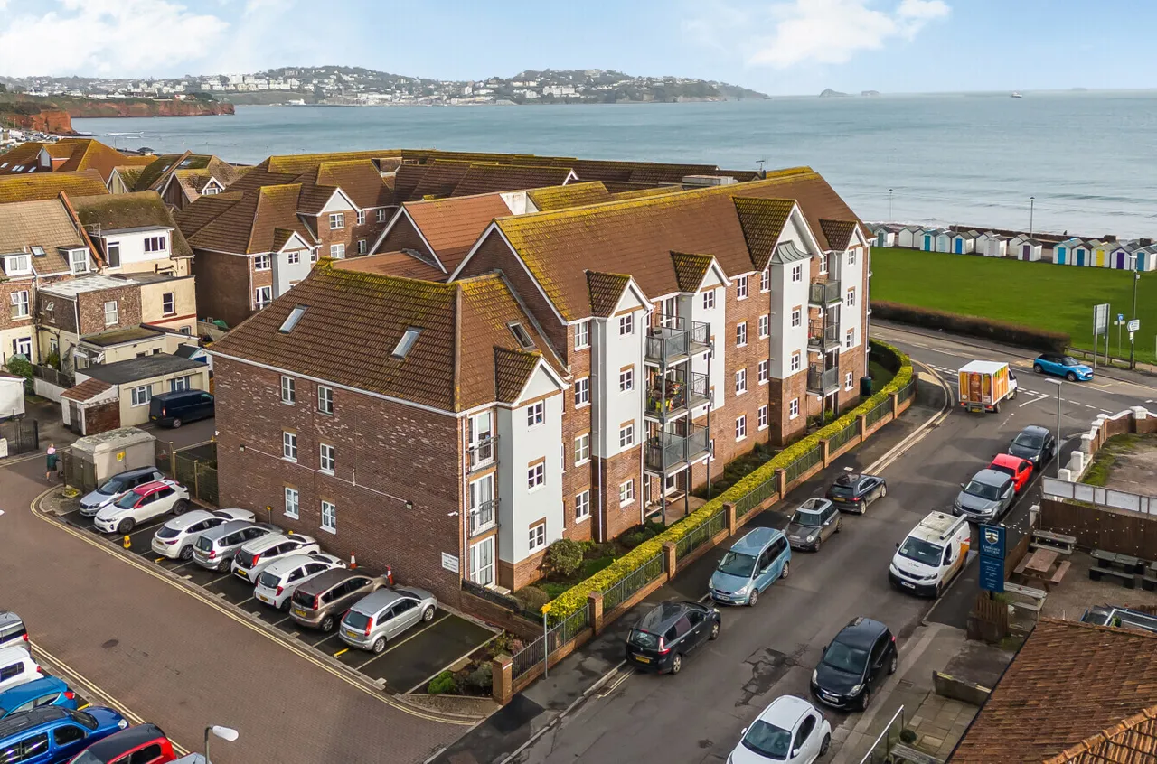 2 bed property for sale, Colin Road, Paignton, TQ3