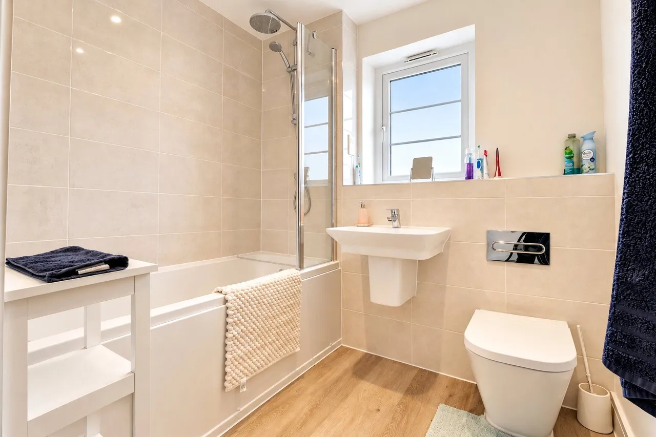 Antler Close, South Molton, EX36, photo 12