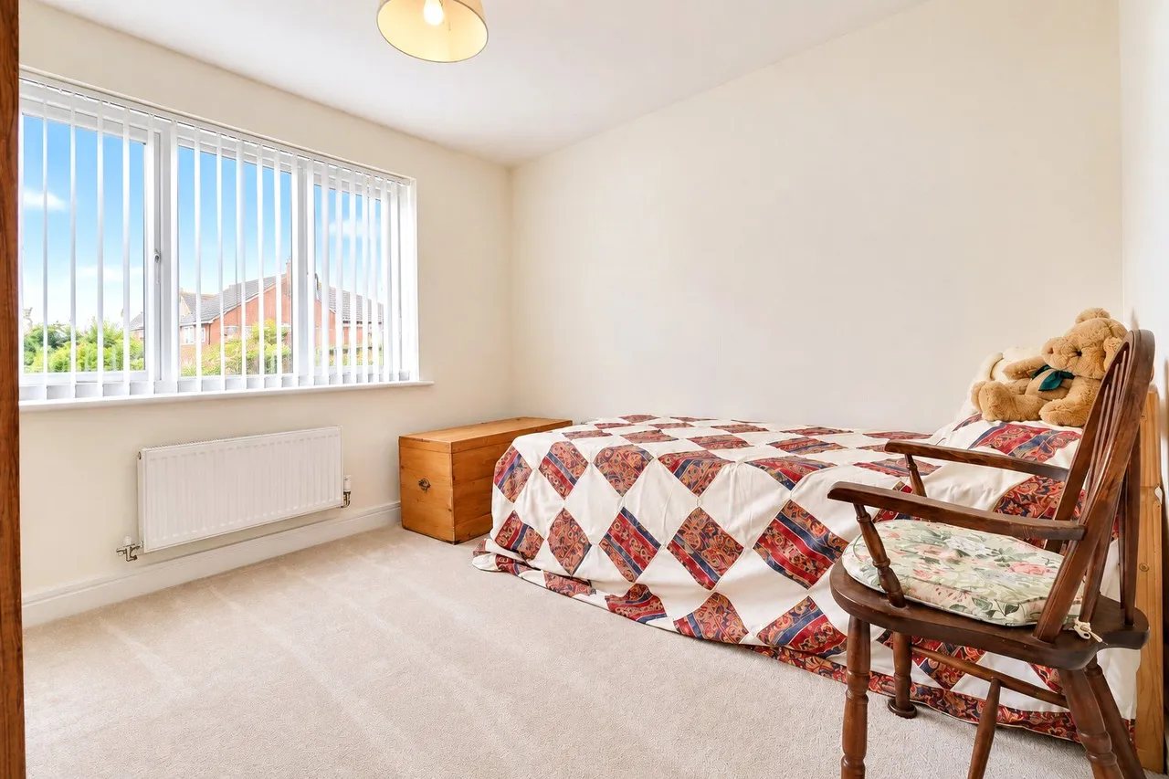 Antler Close, South Molton, EX36, photo 10