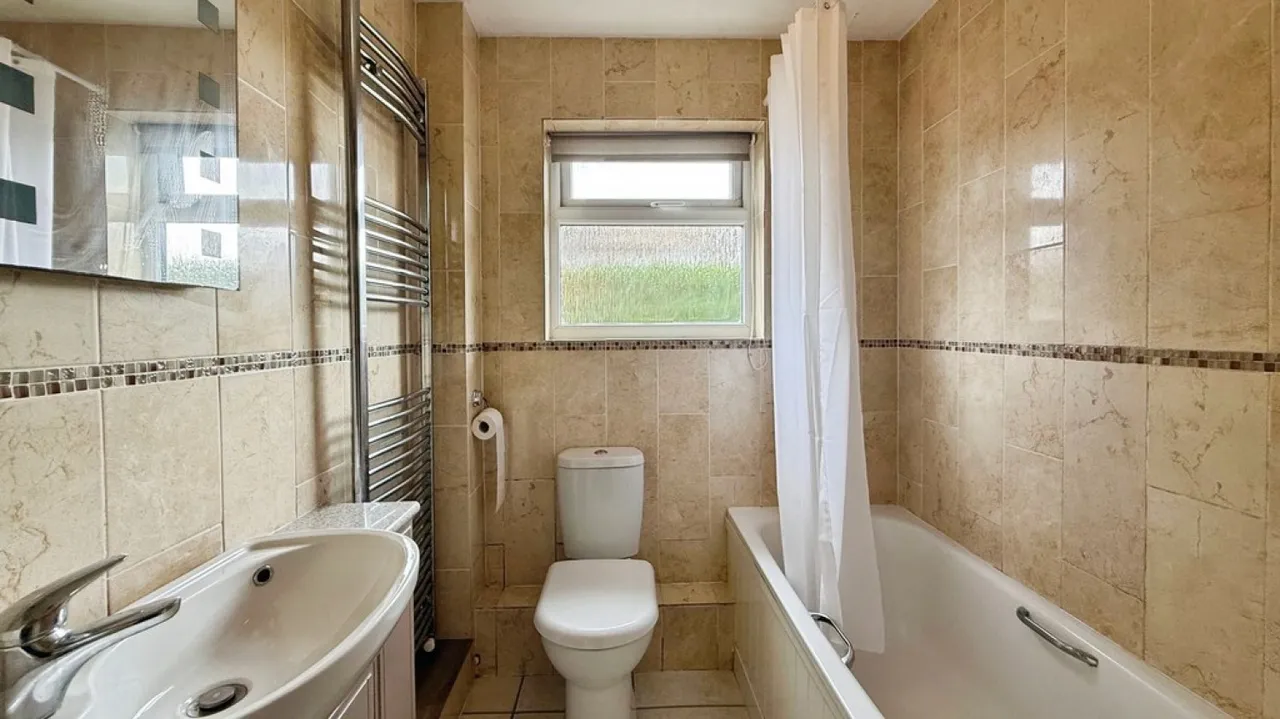 Dilton Marsh, Westbury, photo 11