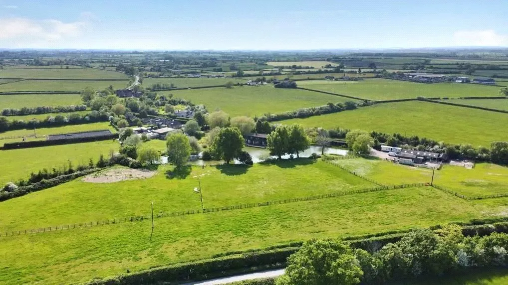 Marsh, Aylesbury, Buckinghamshire, HP17, photo 4
