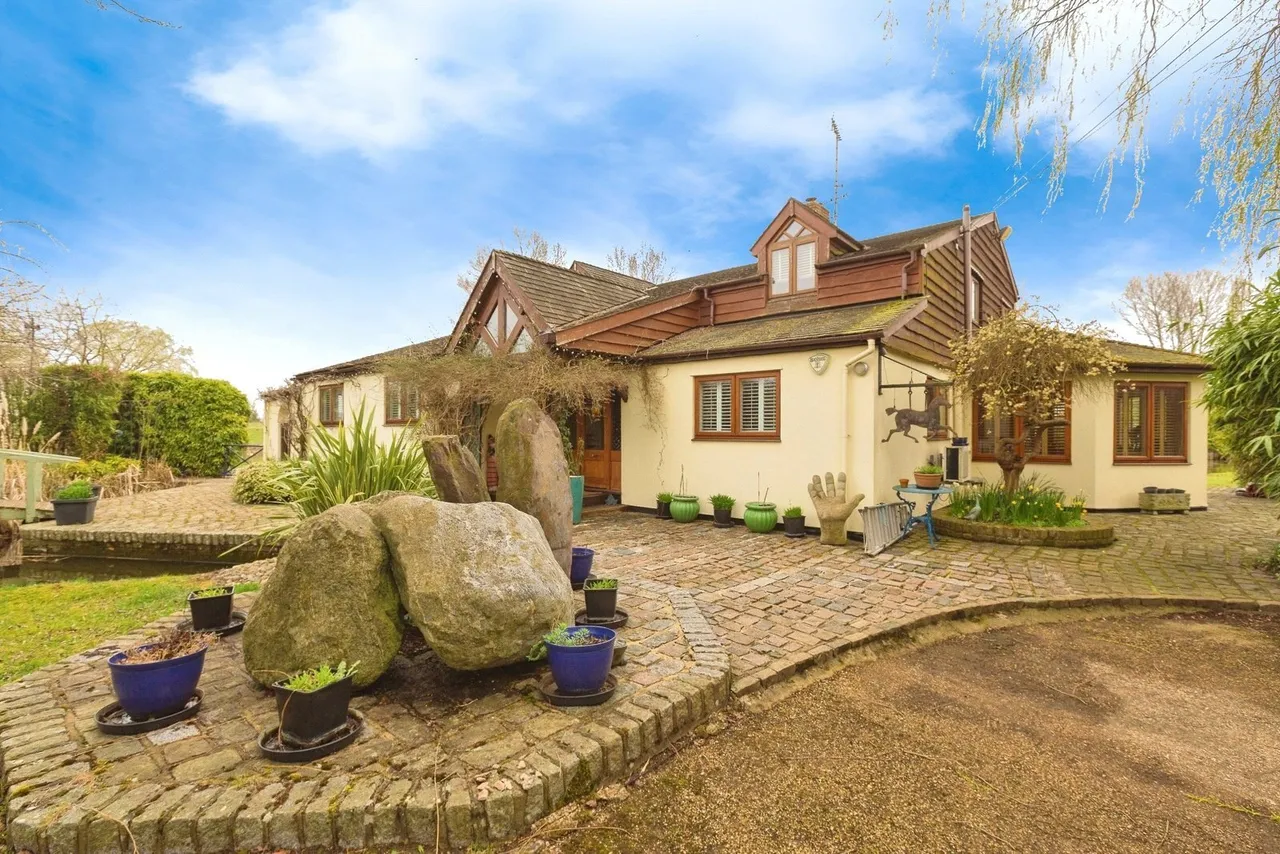 Marsh, Aylesbury, Buckinghamshire, HP17, photo 10