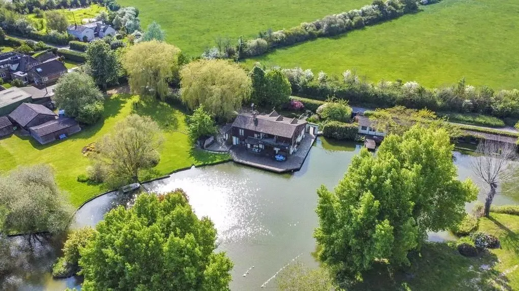 Marsh, Aylesbury, Buckinghamshire, HP17, photo 32