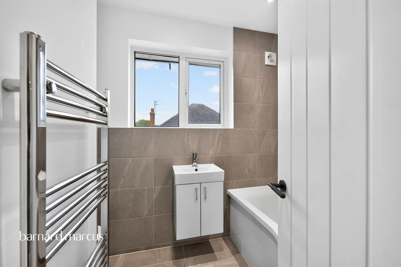 Keswick Close, Sutton, SM1, photo 9