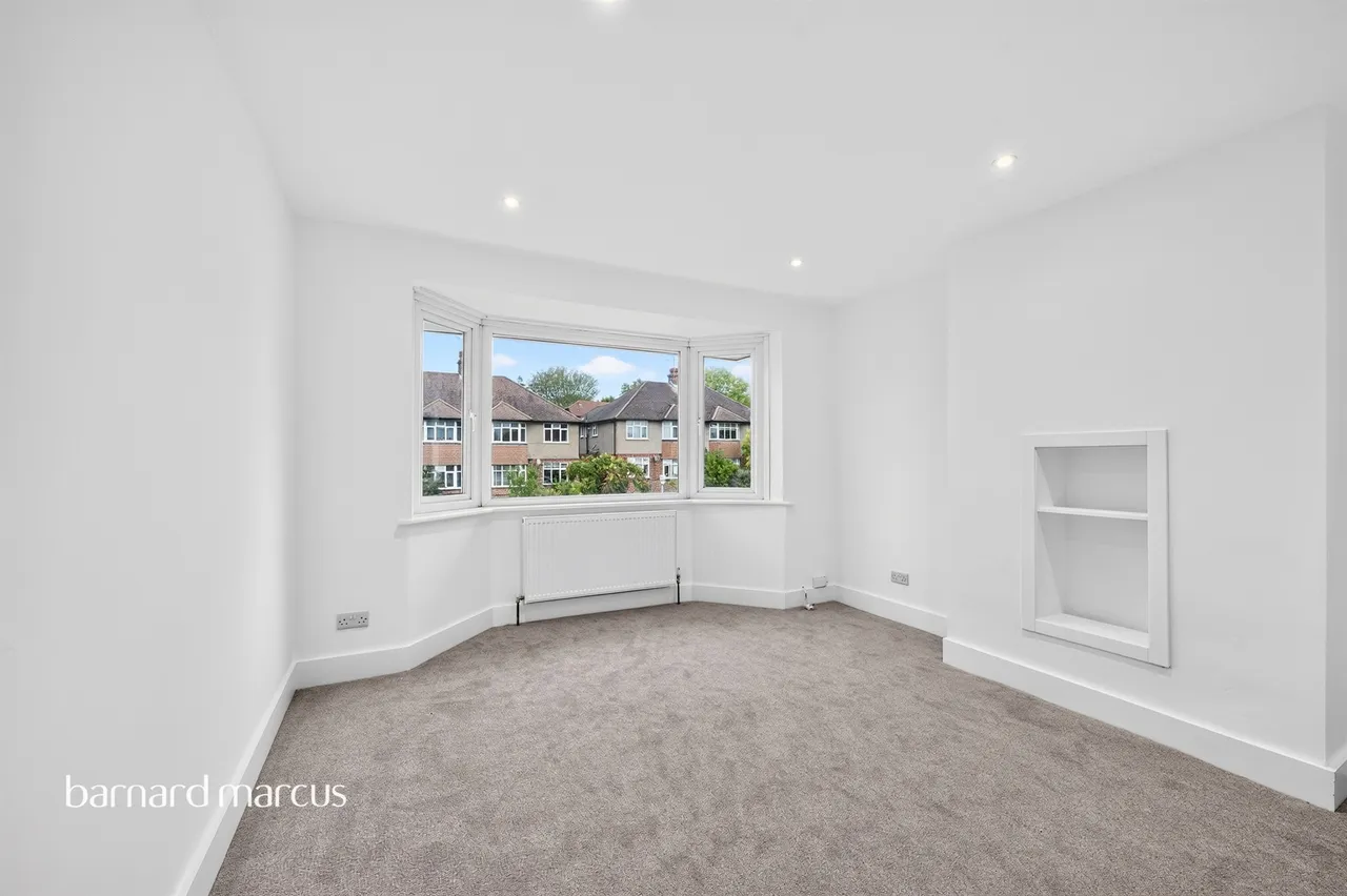 2 bed flat for sale, Keswick Close, Sutton, SM1