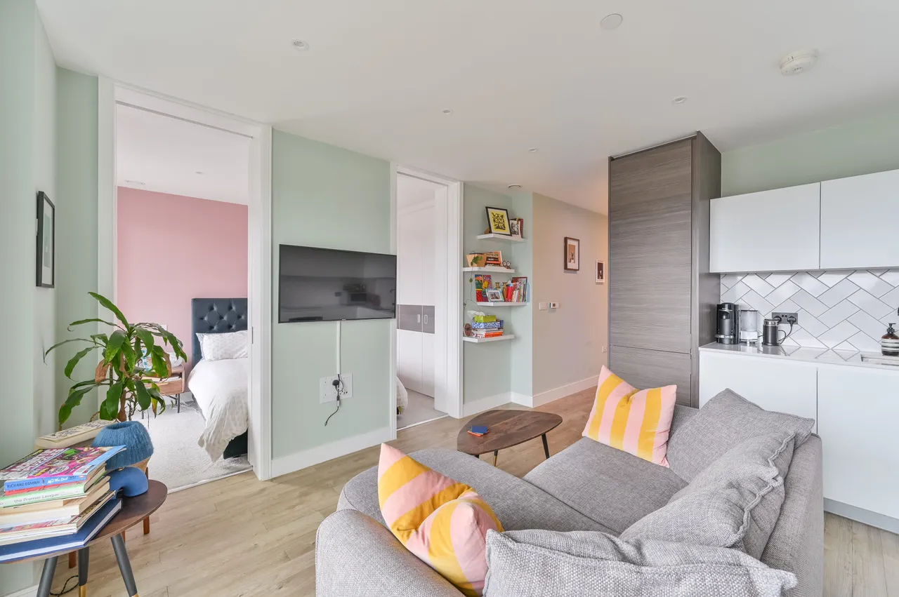 Flat 804, Quill House, 1 Pegler Square, London, photo 7