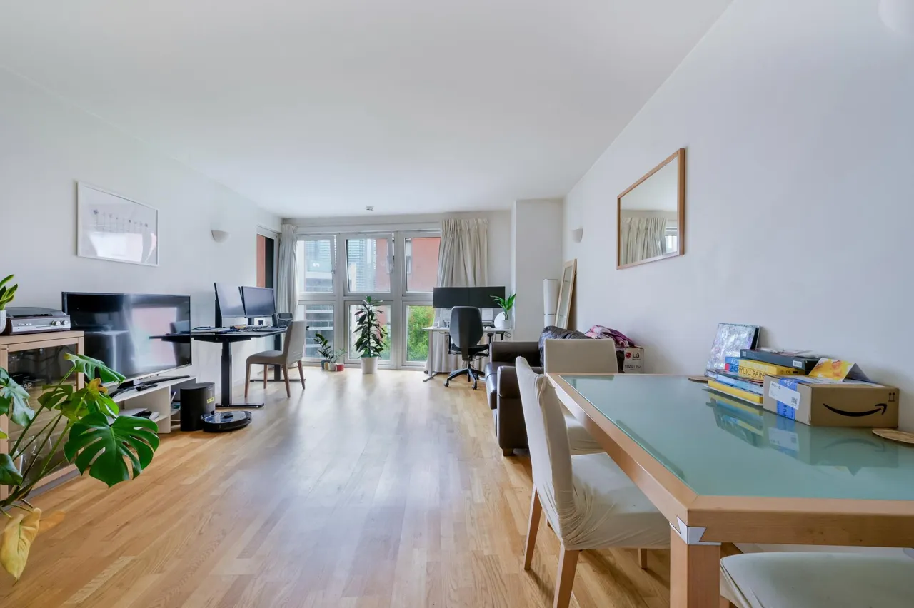 1 bed flat for sale, New Providence Wharf, E14