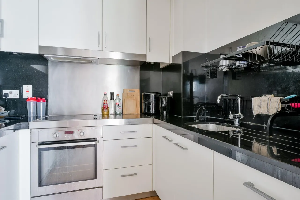 New Providence Wharf, E14, photo 2
