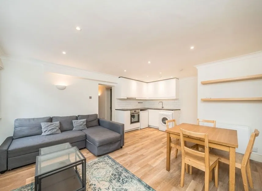 Cadogan Road, Surbiton, KT6, photo 2