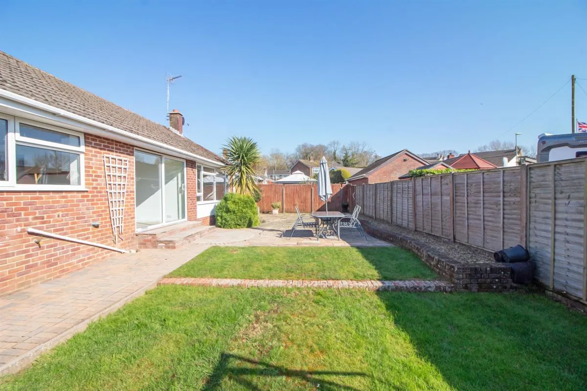 Dorset Close, Waterlooville, PO8 9JG, photo 9