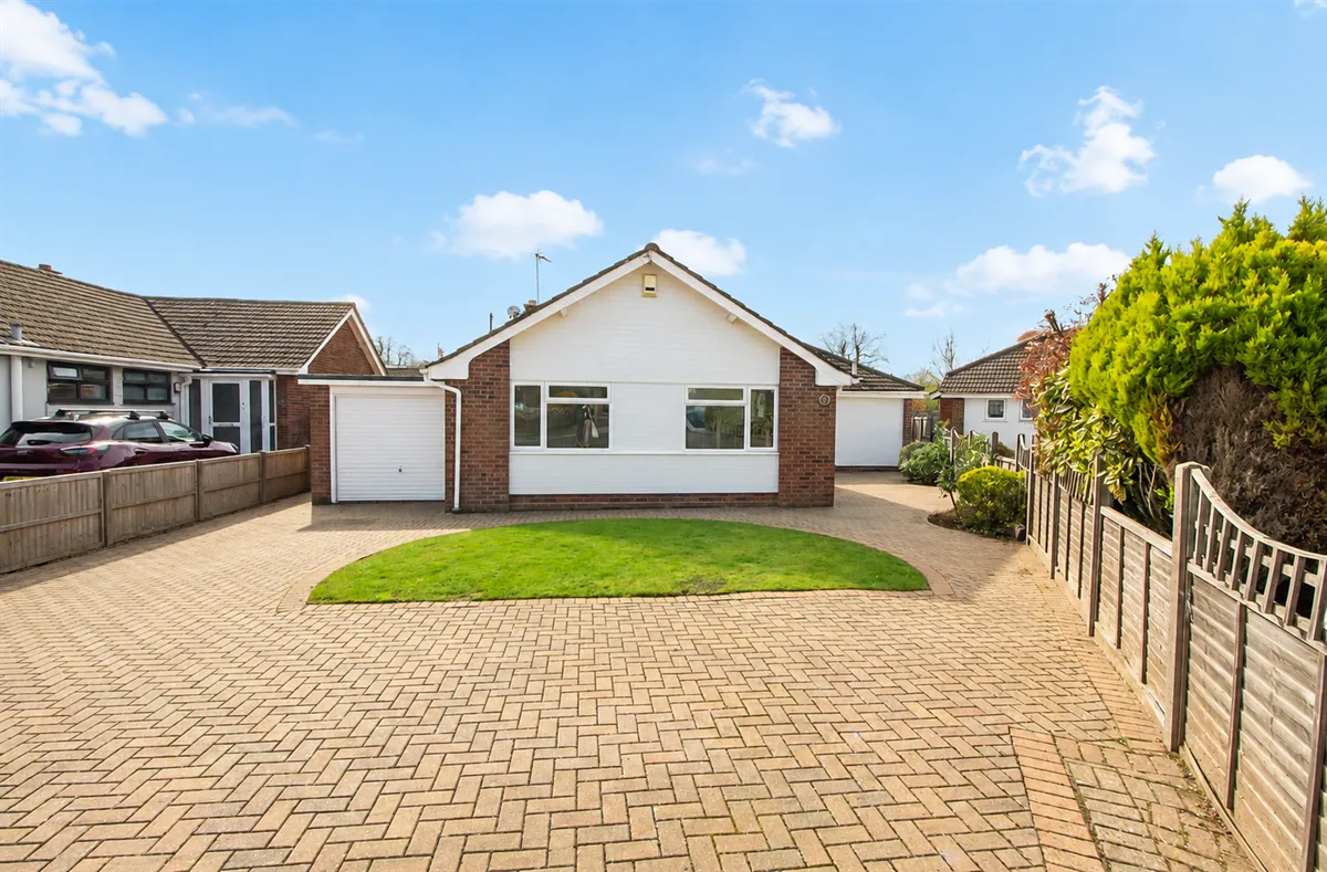 3 bed house for sale — Dorset Close, Waterlooville, PO8 9JG