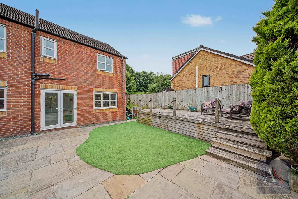 Butterworth Close Milnrow, Rochdale OL16 3TU, photo 24