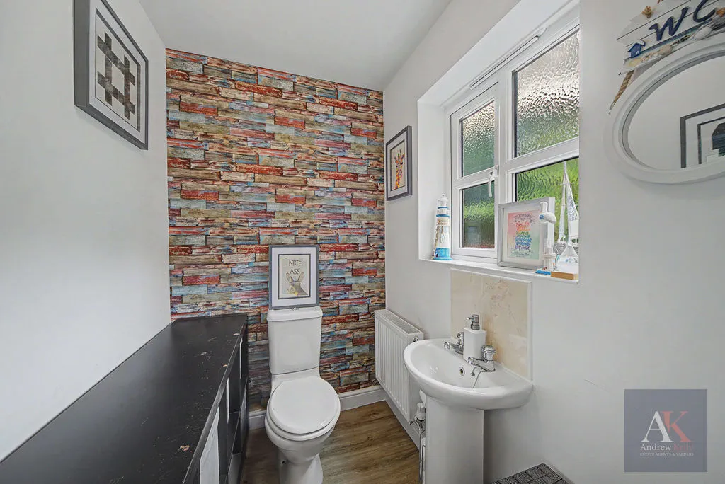 Butterworth Close Milnrow, Rochdale OL16 3TU, photo 13