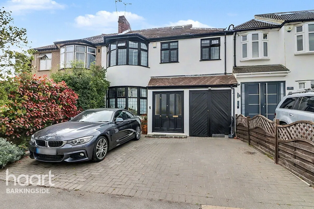 Caterham Avenue, Clayhall, IG5, photo 36