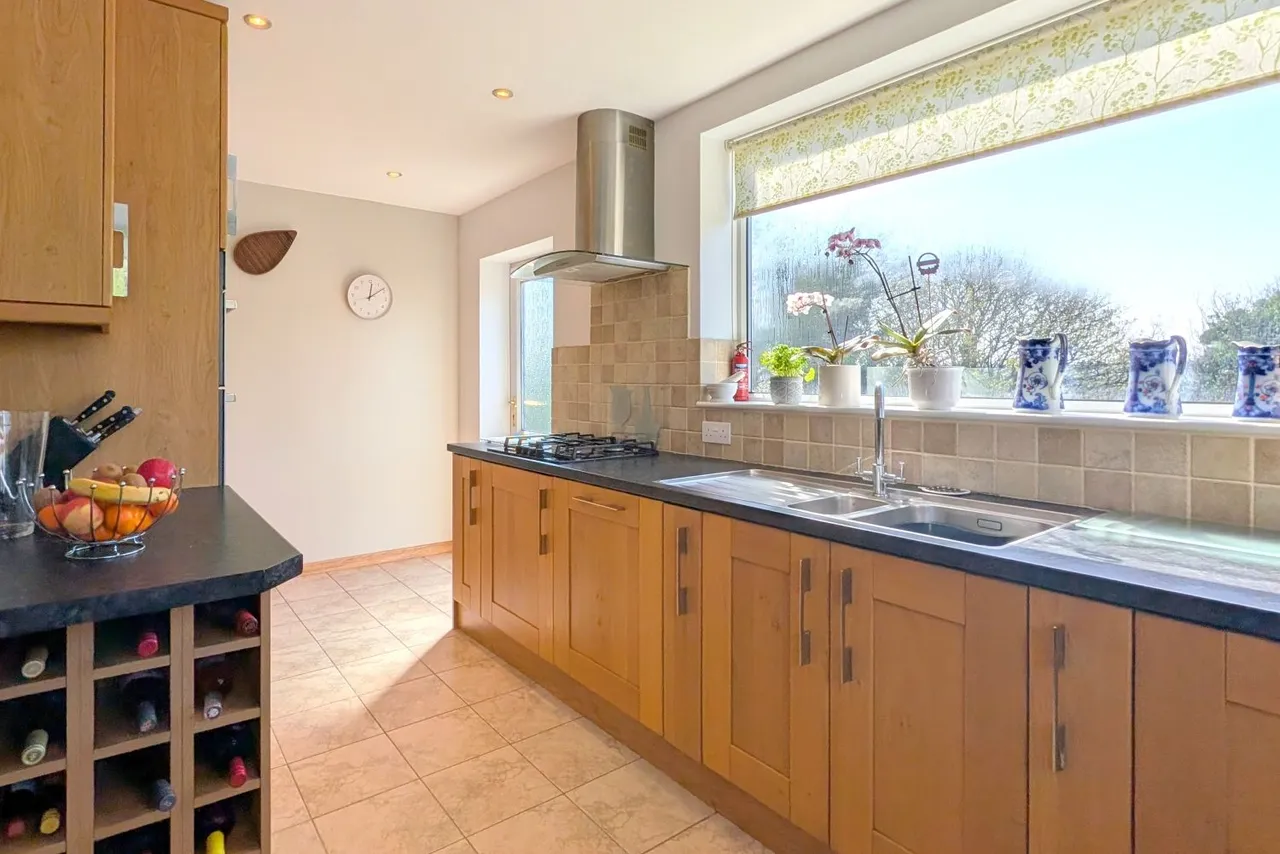 Woodhead Lane, Brighouse, HD6, photo 8