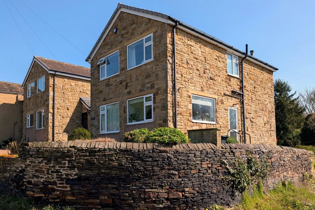 Woodhead Lane, Brighouse, HD6, photo 2