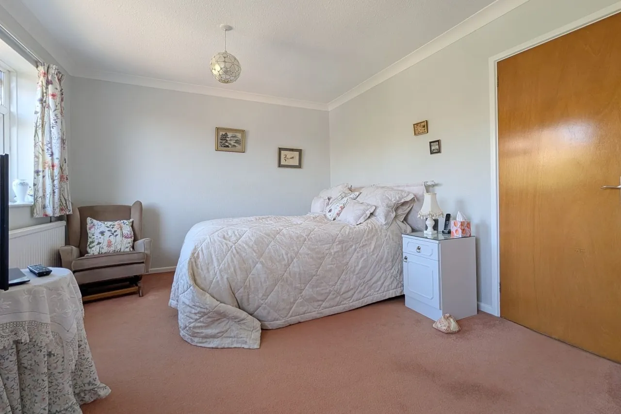 Woodhead Lane, Brighouse, HD6, photo 13