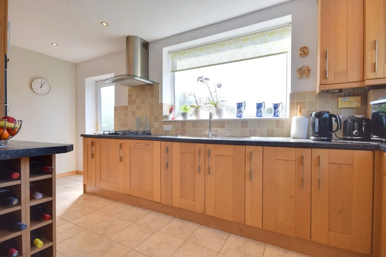 Woodhead Lane, Brighouse, HD6, photo 9