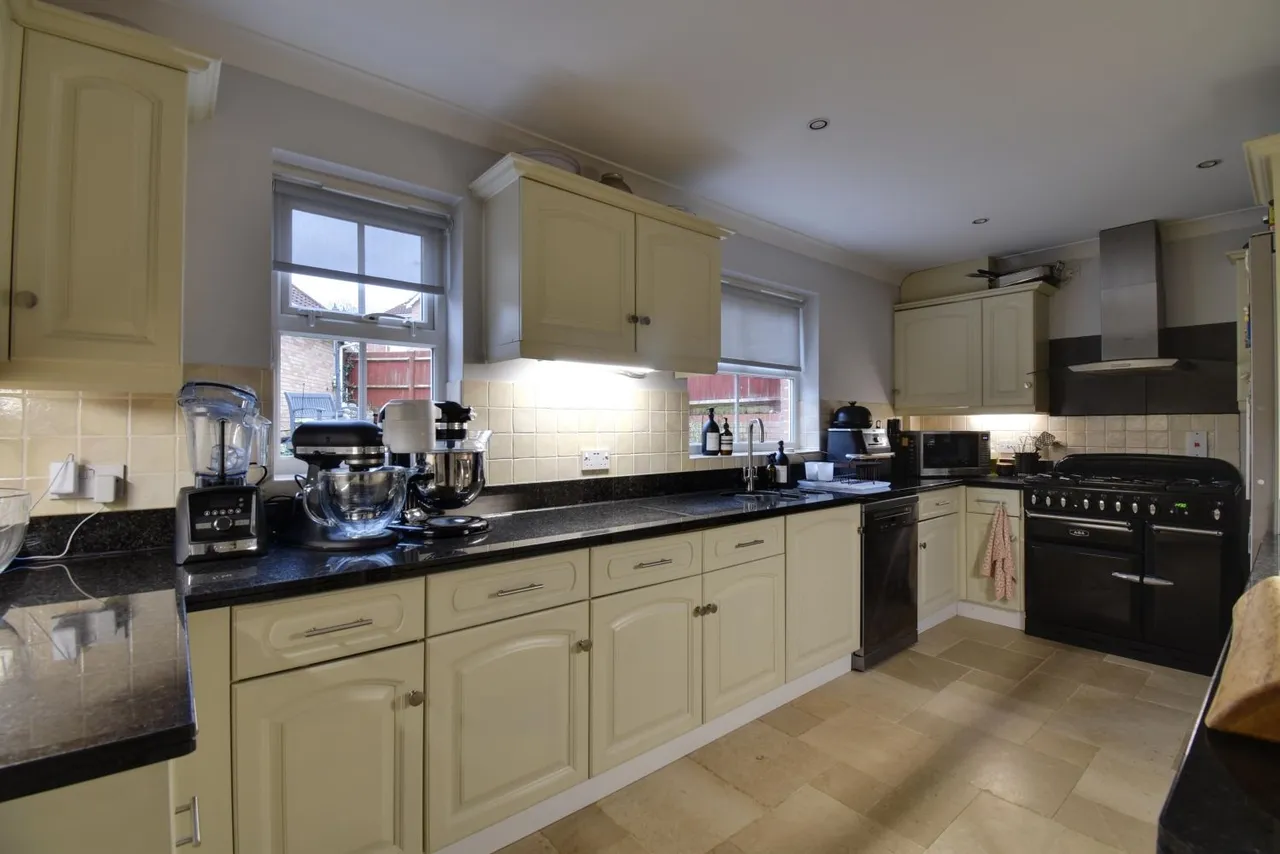 Bulrush Close, Braintree, CM7, photo 2