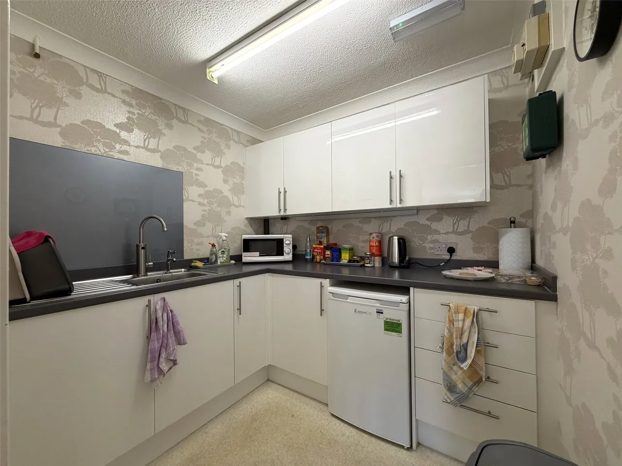 Bidston Road, Prenton, CH43, photo 12