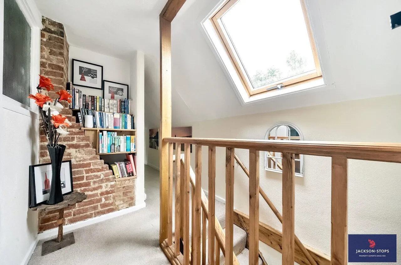 Ampthill Road, Lidlington, MK43, photo 15