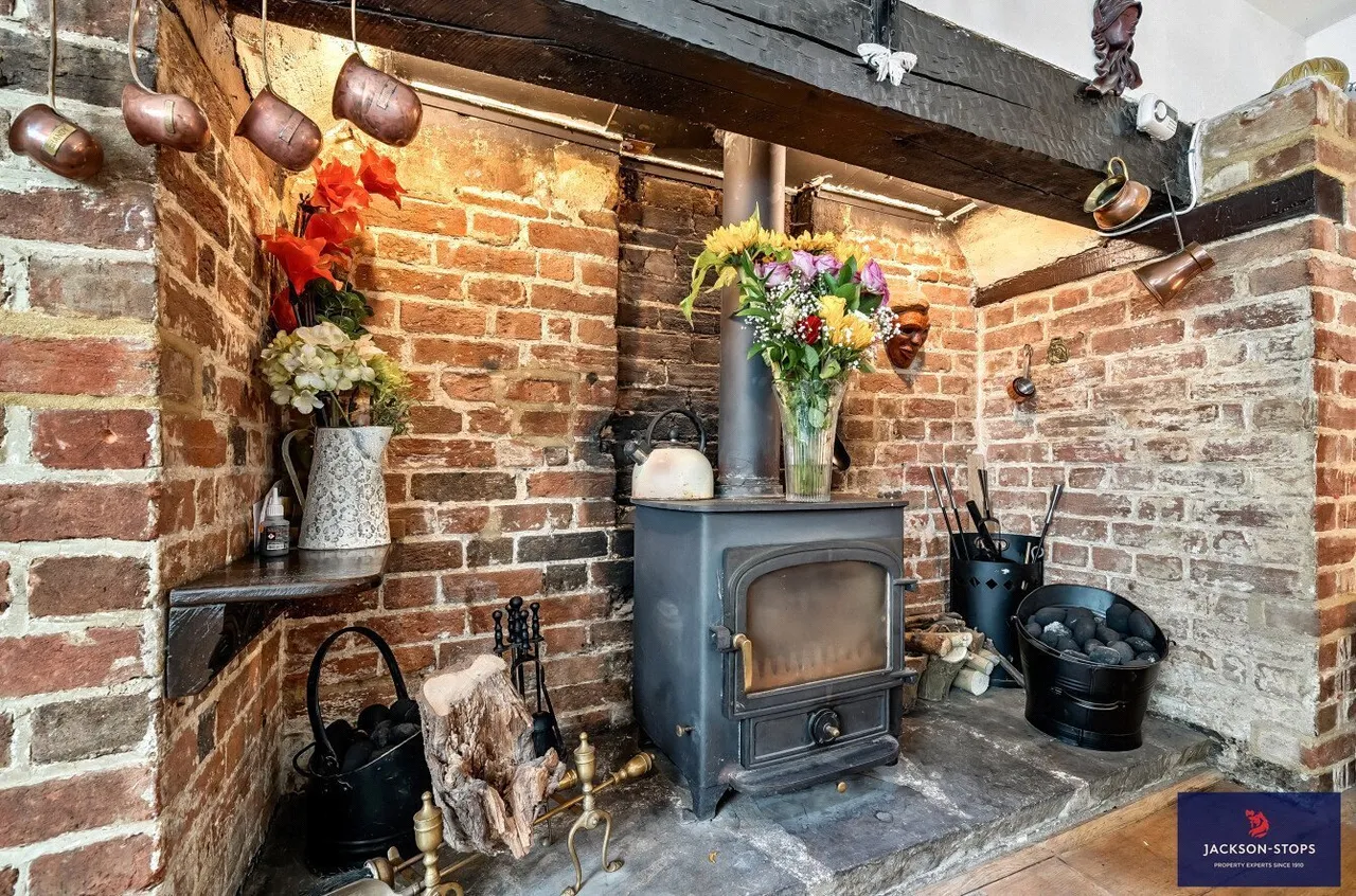 Ampthill Road, Lidlington, MK43, photo 8