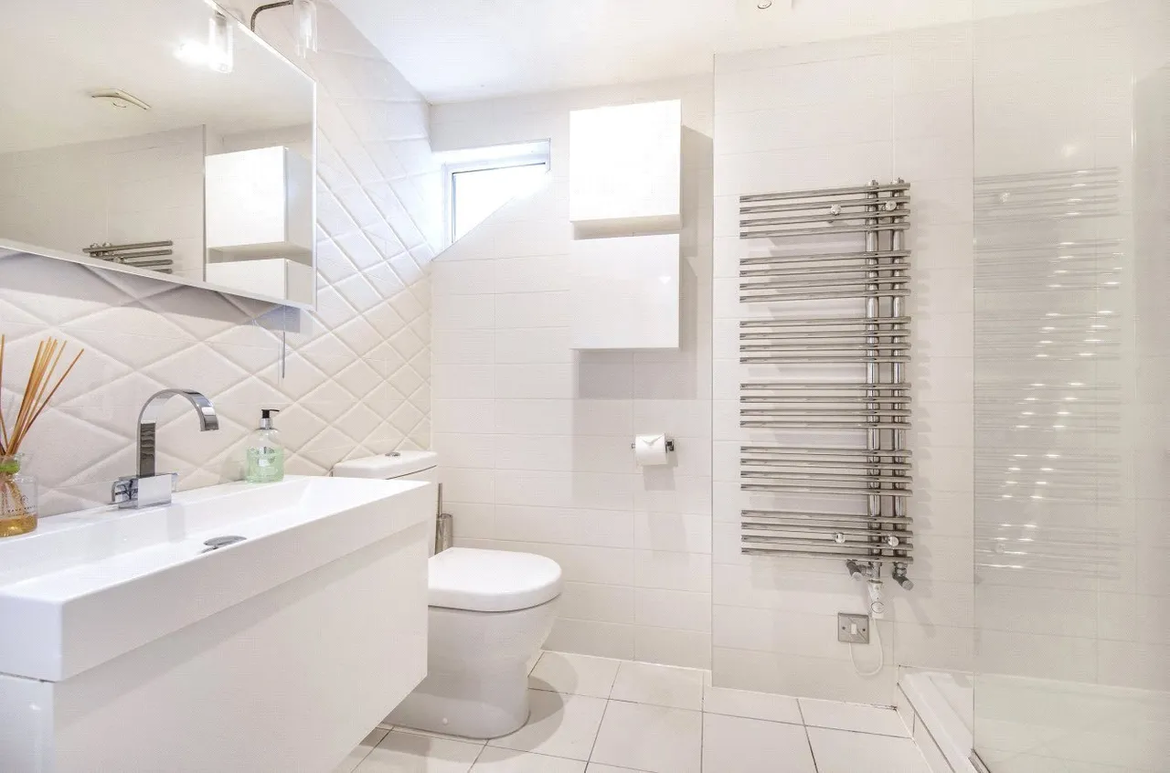 Church Road, Aspley Heath, MK17, photo 8