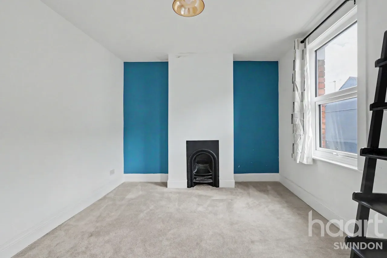 North Street, Swindon, SN1, photo 13